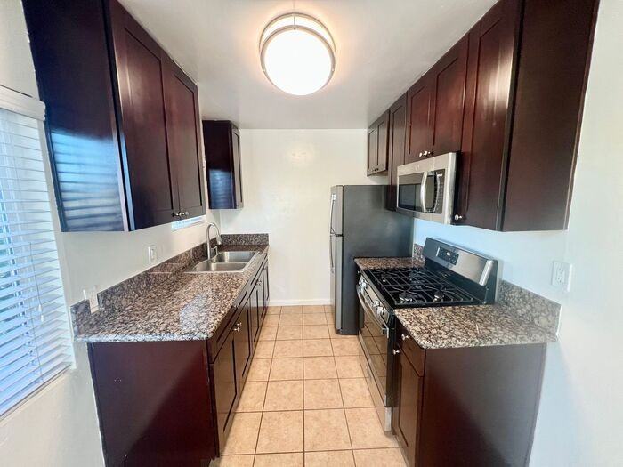 3711 Wilson Ave #C - Photo 7 of 14