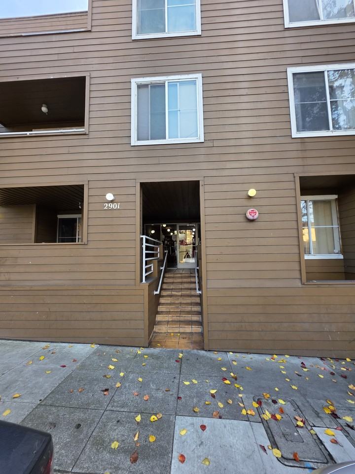 2901 Macarthur Blvd #111 - Photo 2 of 17