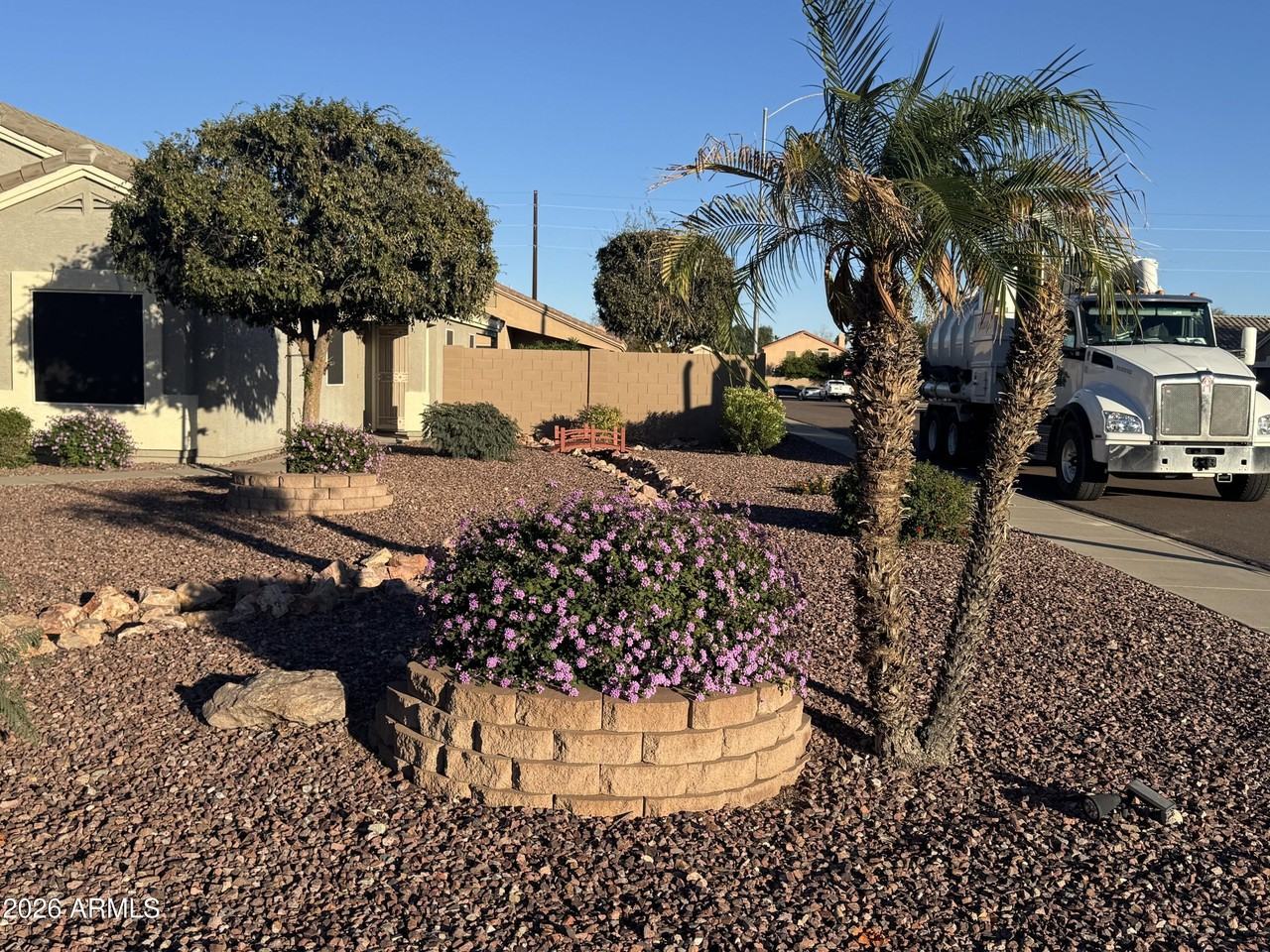 21219 N 91st Ln - Photo 4 of 50