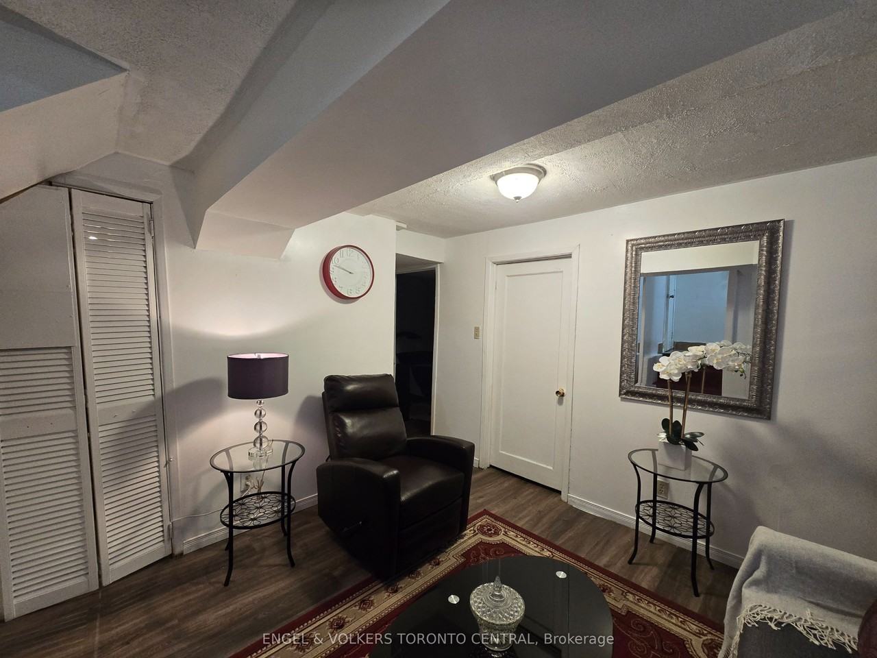 9 Shademaster Crt Bsmt #Bsmt - Photo 7 of 14