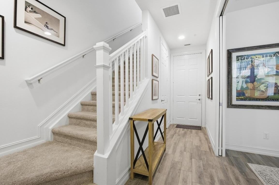 101 E Coda Cir - Photo 4 of 28