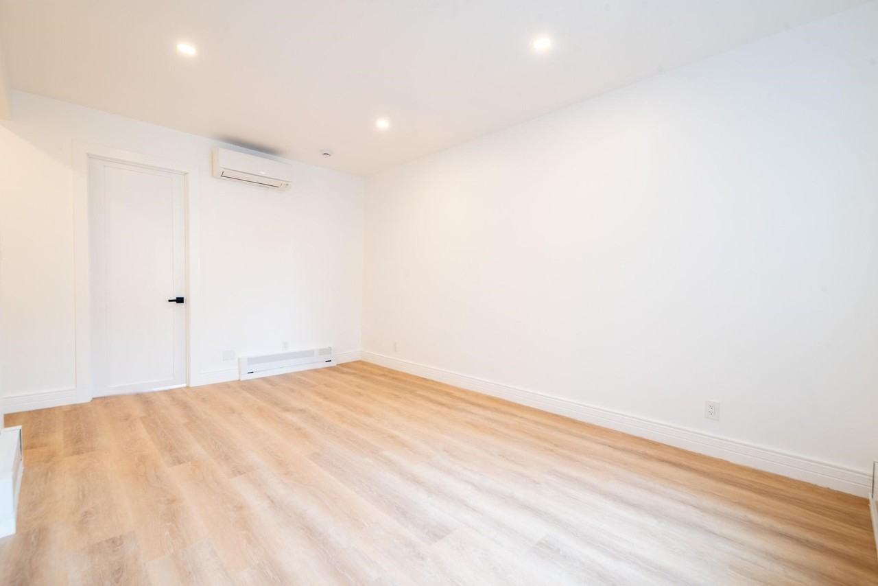 4525 Brown St #2 - Photo 4 of 12