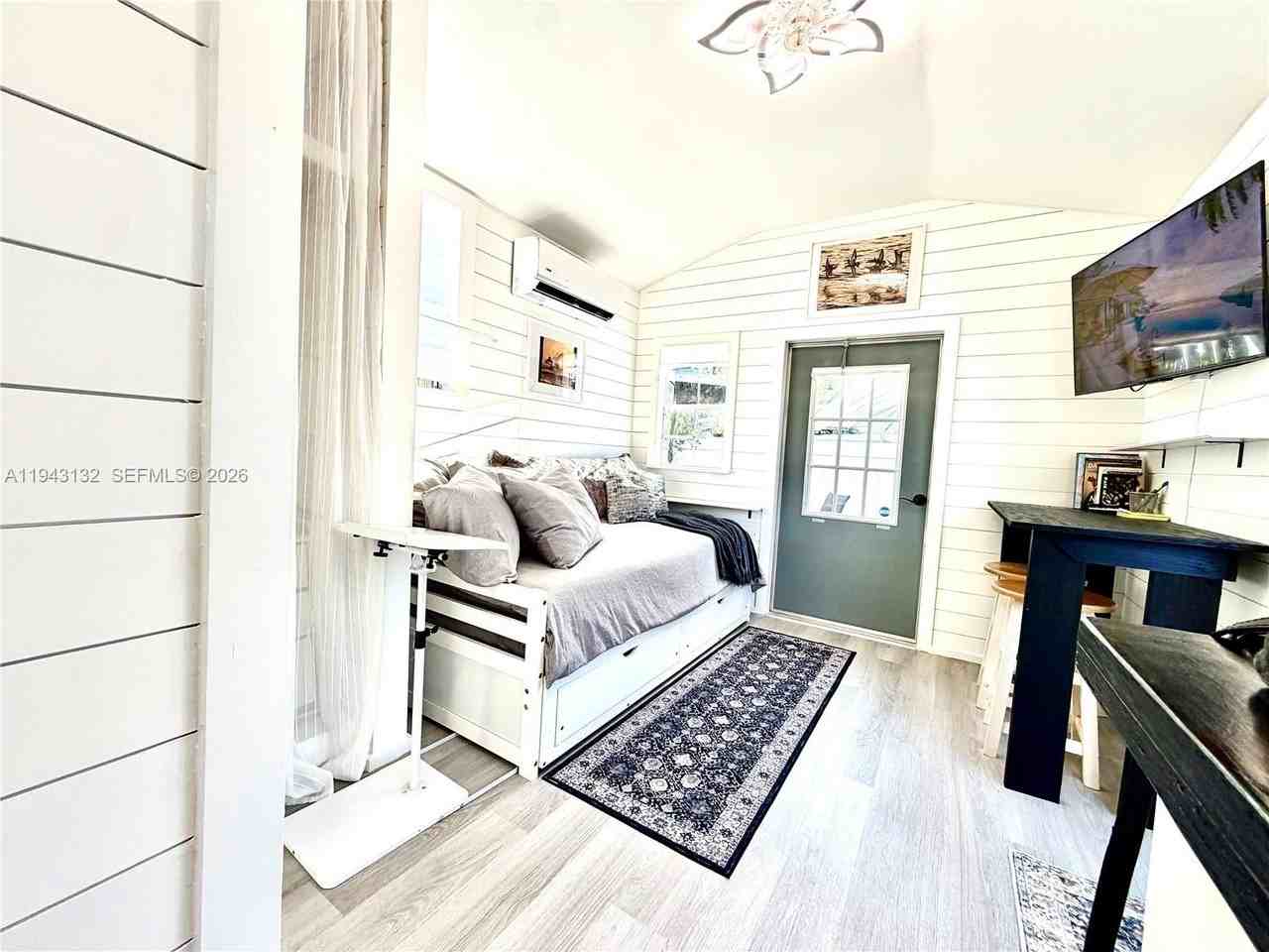 3601 Sw 32nd Blvd #NA - Photo 2 of 22