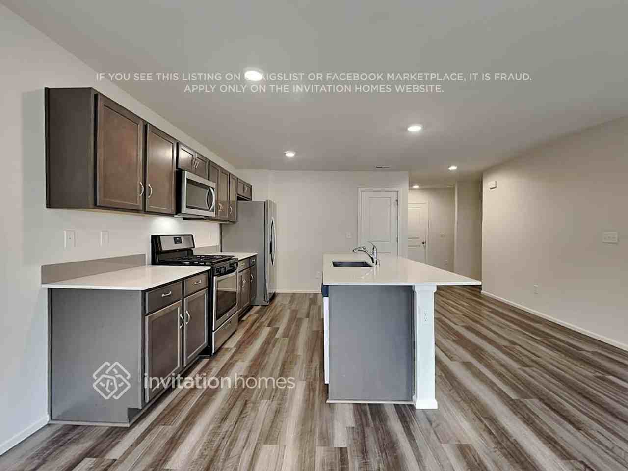 9142 Lady Slipper St Se - Photo 6 of 19