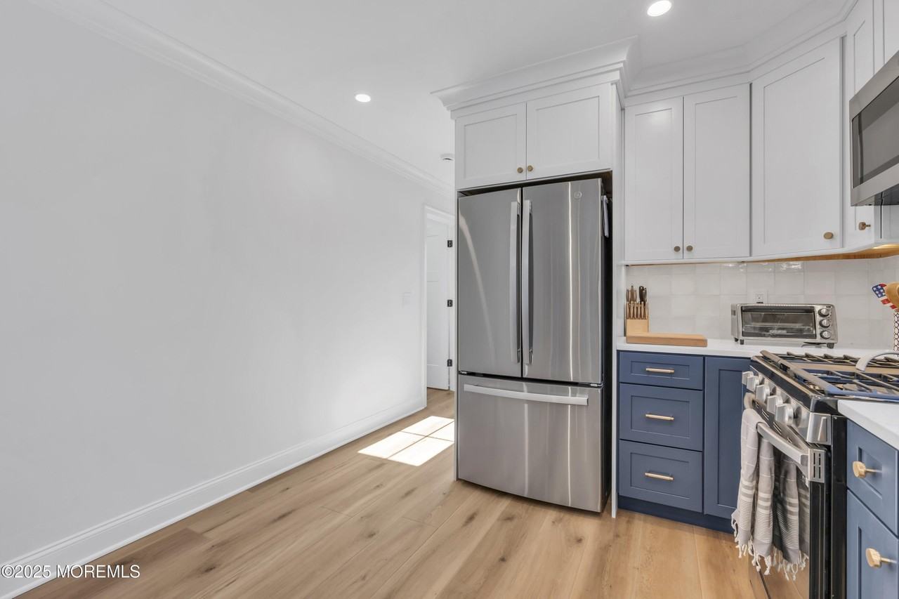 257 Highway 35 N - Photo 4 of 33