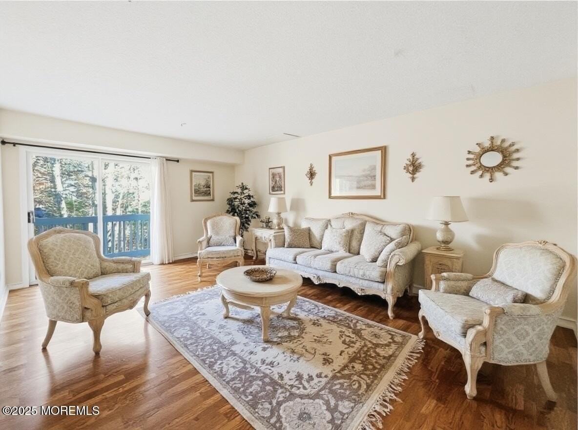 4510 Norma Pl - Photo 4 of 32