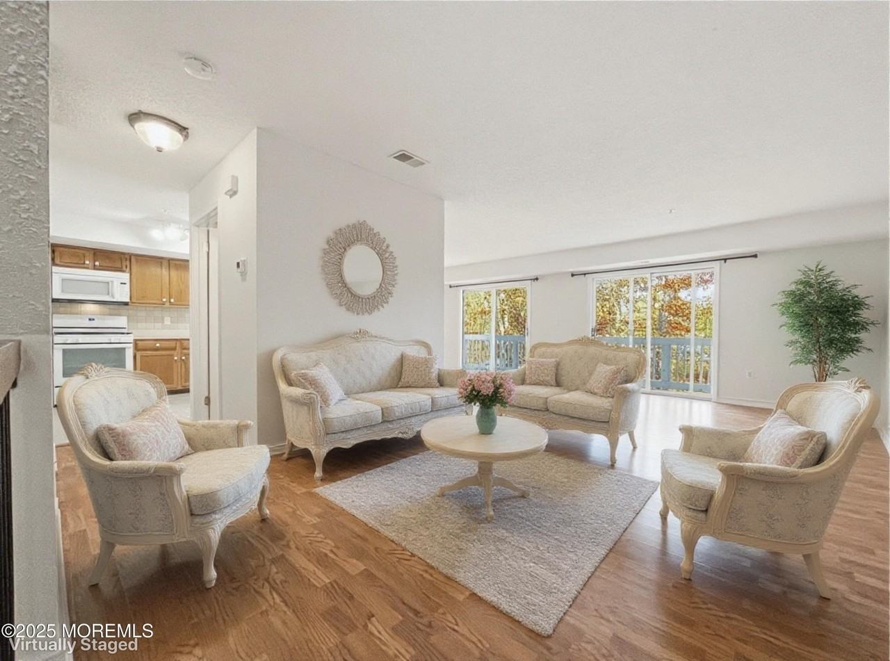 4510 Norma Pl - Photo 7 of 32