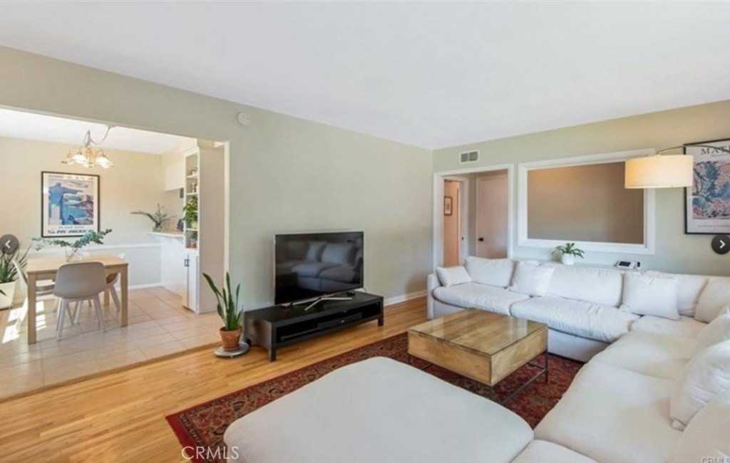 7002 Forbes Ave - Photo 5 of 16