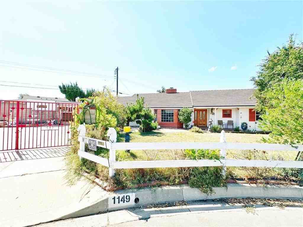 1149 S Rimsdale Dr - Photo 2 of 30