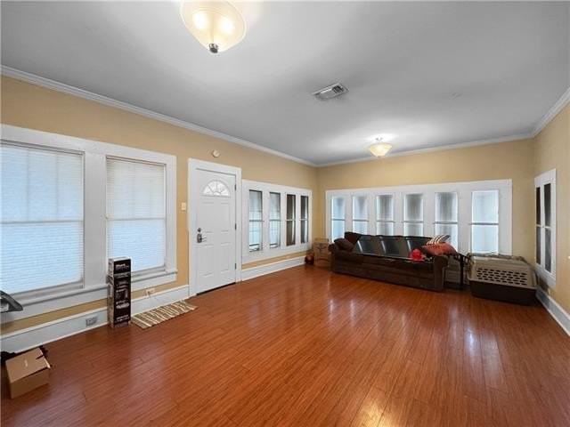 521 10th Ave - Photo 6 of 23