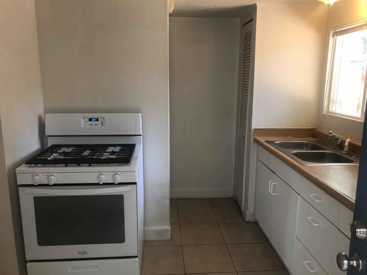 1024 Mechoopda St - Photo 2 of 3