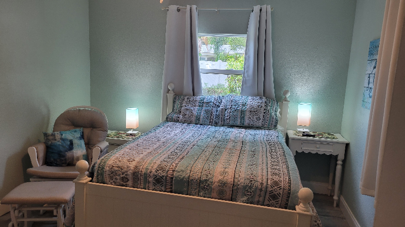 11619 80th Ave - Photo 2 of 18