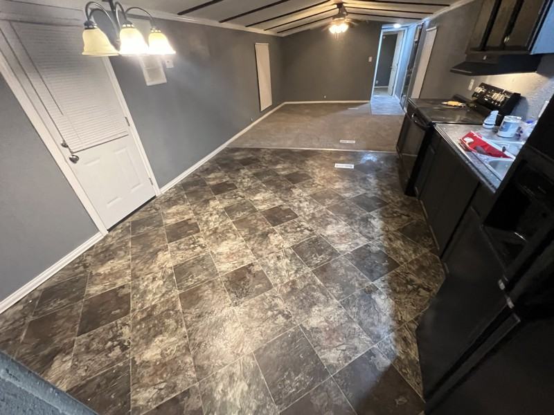 102 Fentress Star - Photo 6 of 12