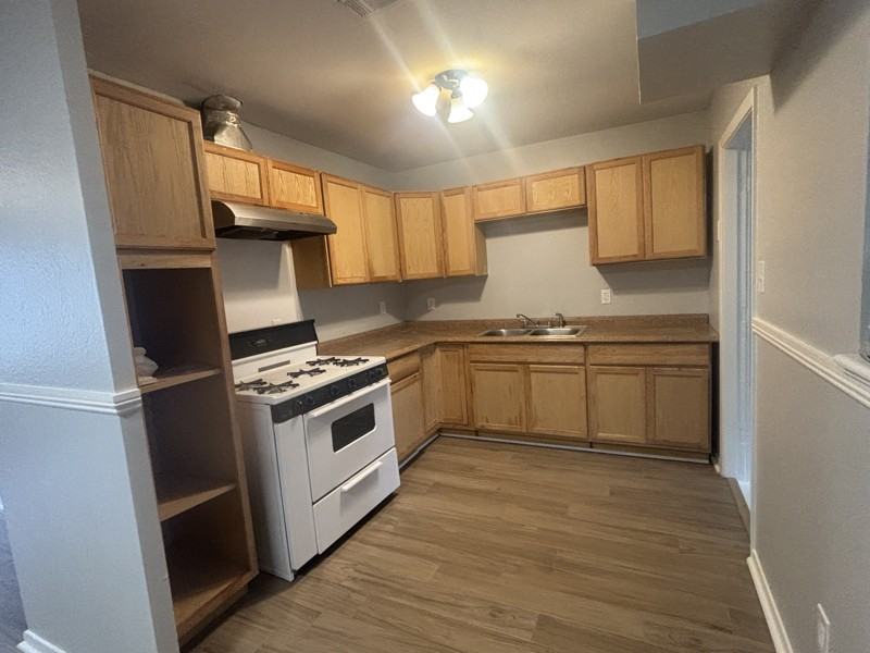 3210 Bistineau Dr - Photo 2 of 8