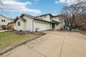 featured image of 1216 N High Point Rd