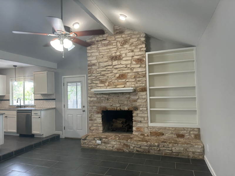 13205 Bourbon St - Photo 2 of 8