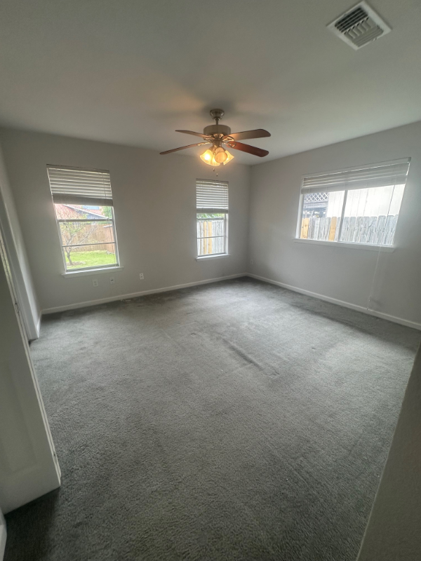 13205 Bourbon St - Photo 7 of 8