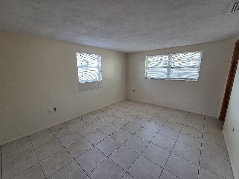 7144 Stone Rd - Photo 7 of 14