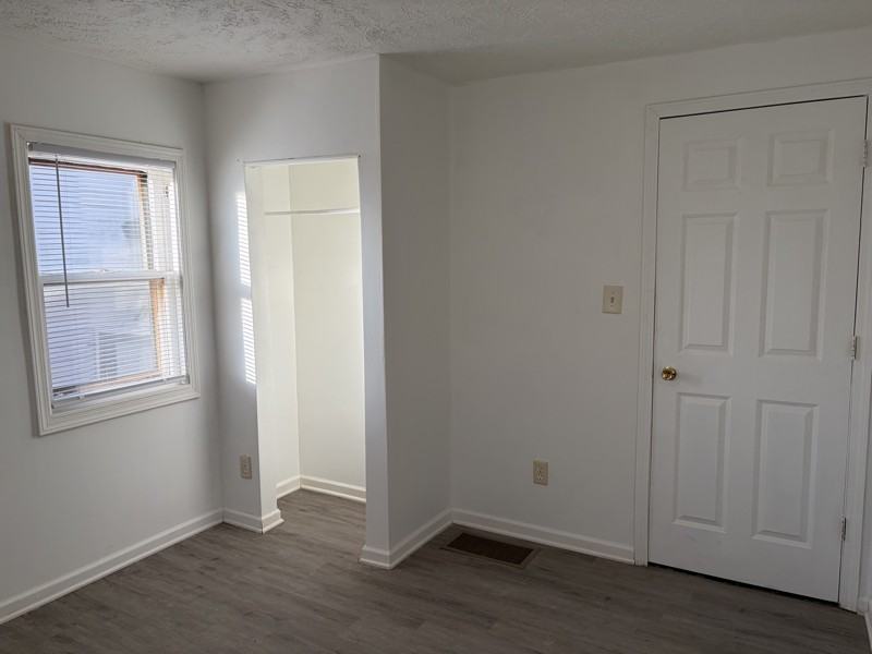 3110 Vine St - Photo 5 of 16