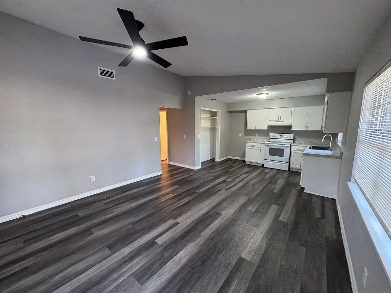 485 N Briarcreek Pt - Photo 2 of 11