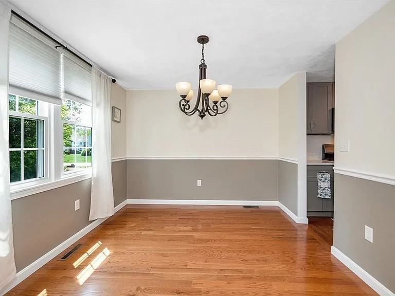 31 Patrick Rd - Photo 4 of 20