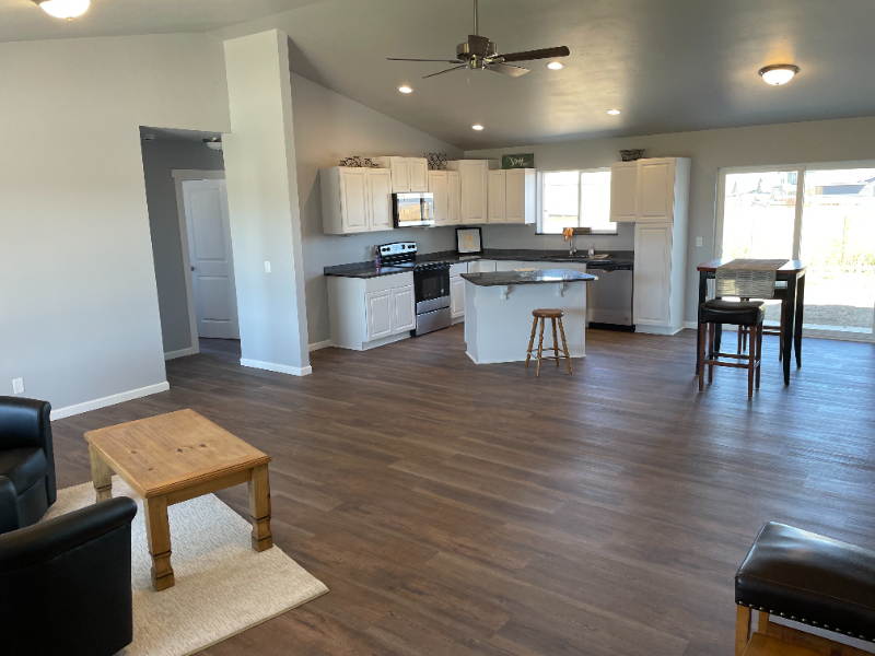 532 Scenic Loop - Photo 2 of 13