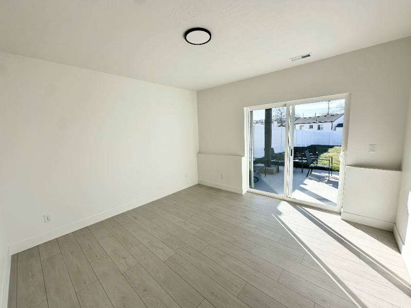 6556 Sw #ADU - Photo 2 of 14