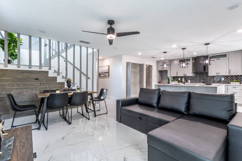 1414 E Harding St - Photo 6 of 20