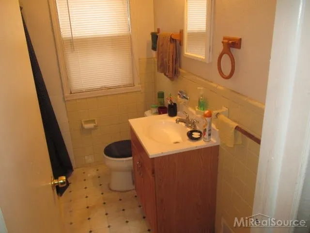 19142 Ryan Rd - Photo 4 of 9