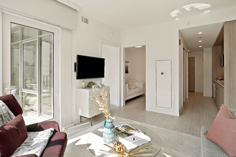 351 N Union Ave - Photo 2 of 20