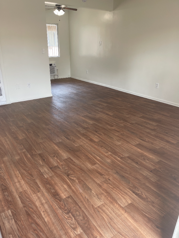 2231 E Lenita Ln #R - Photo 2 of 7