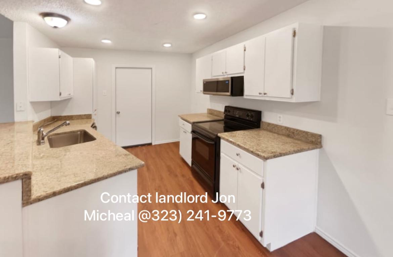 2094 Ridgewood Cir - Photo 2 of 15