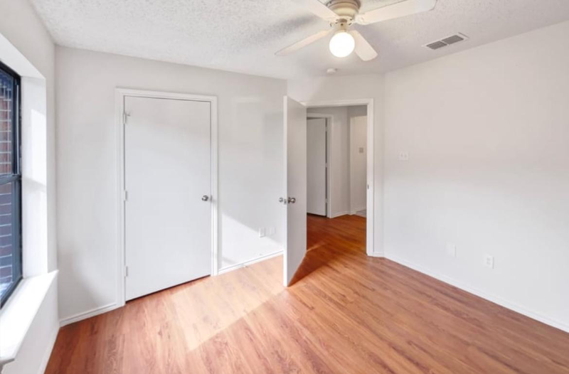 2094 Ridgewood Cir - Photo 7 of 15