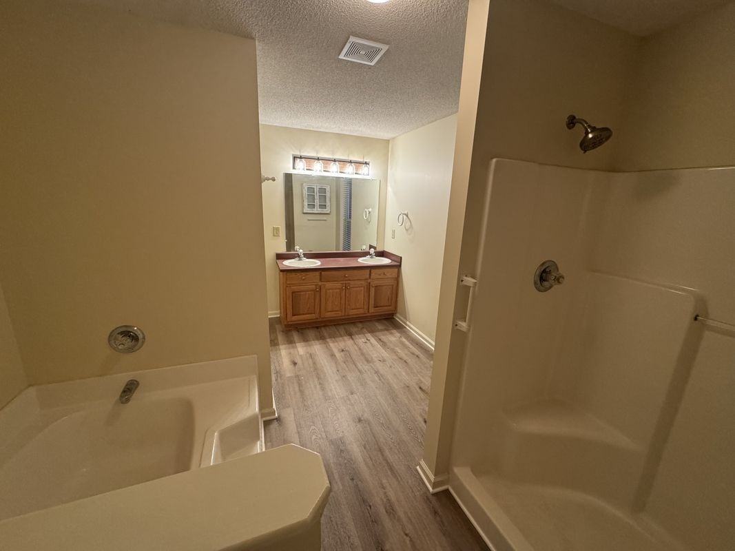 863 Woodland Dr - Photo 7 of 48