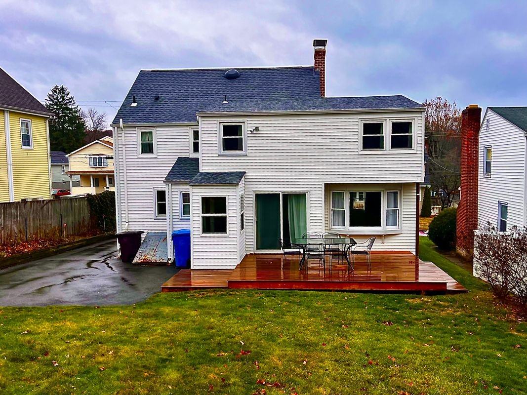 335 Commonwealth Ave - Photo 2 of 3