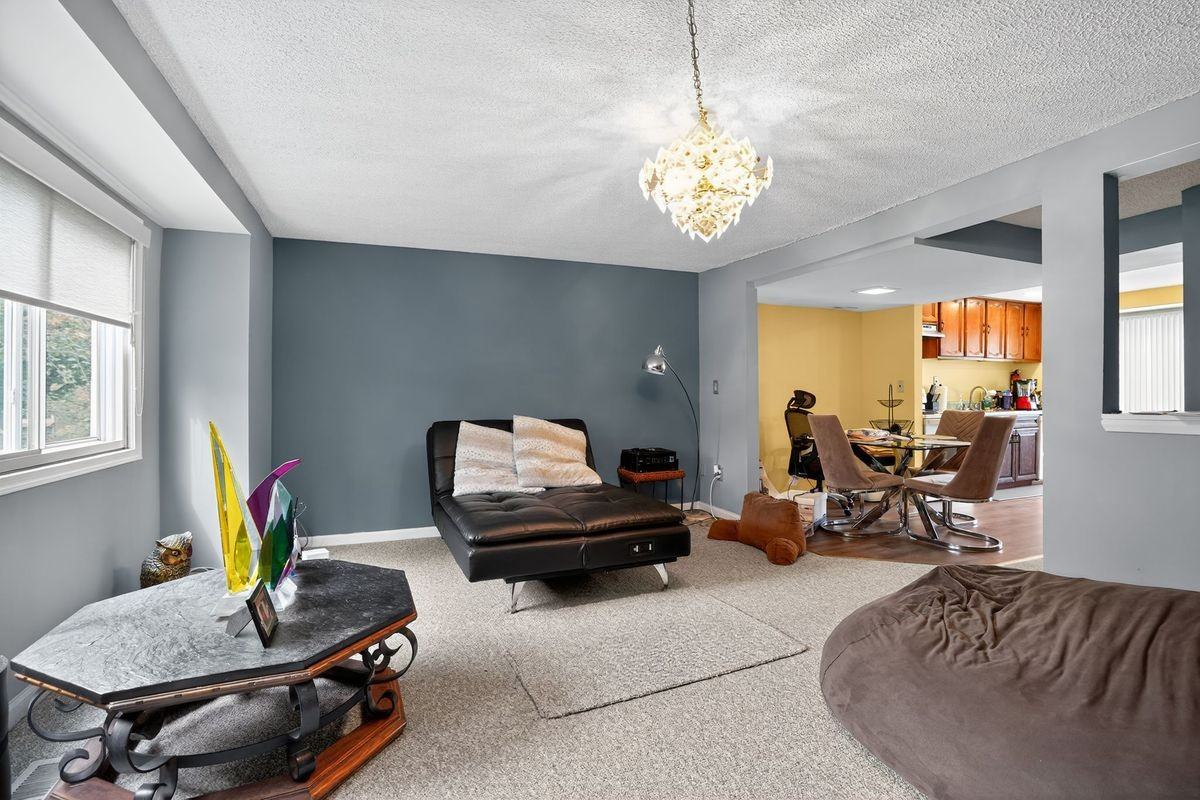 9326 Matador Rd - Photo 4 of 15