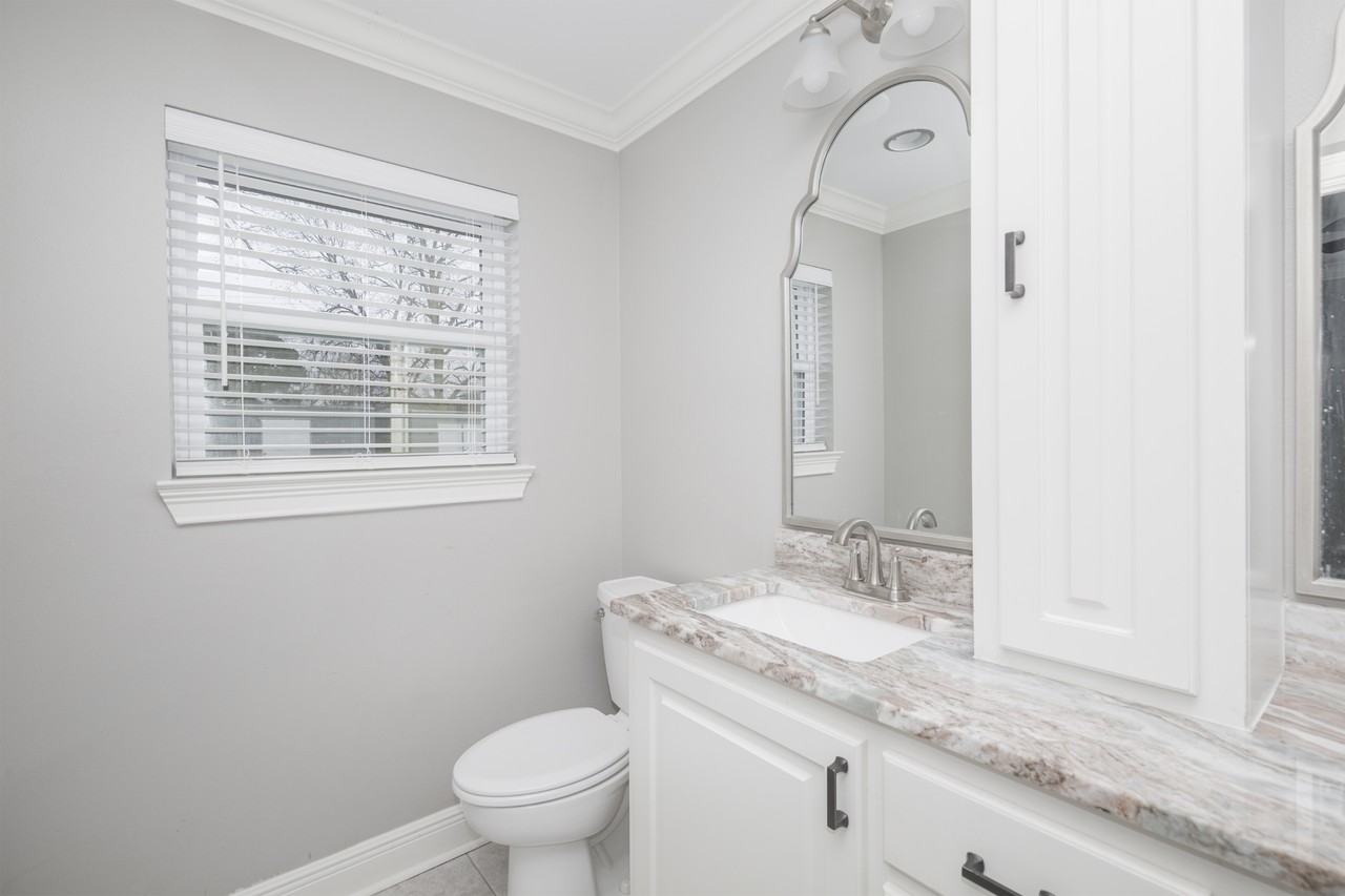 140 Joe White Rd - Photo 4 of 17