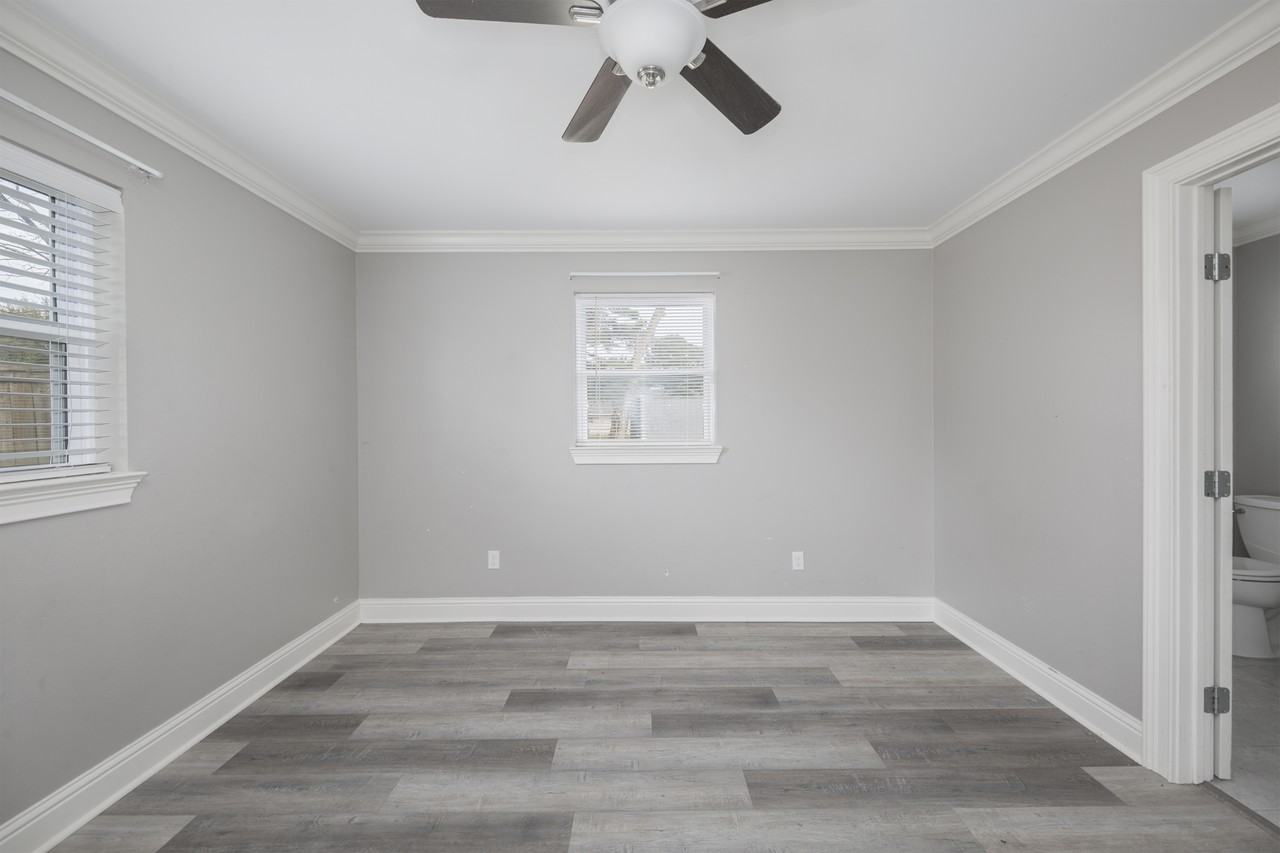 140 Joe White Rd - Photo 6 of 17