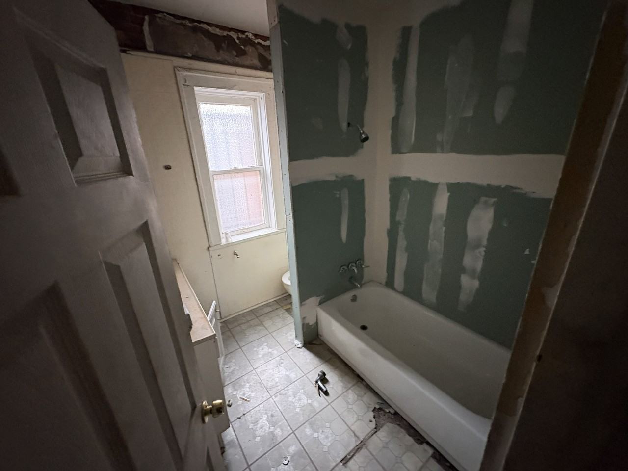 4620 Ashland Ave - Photo 3 of 5