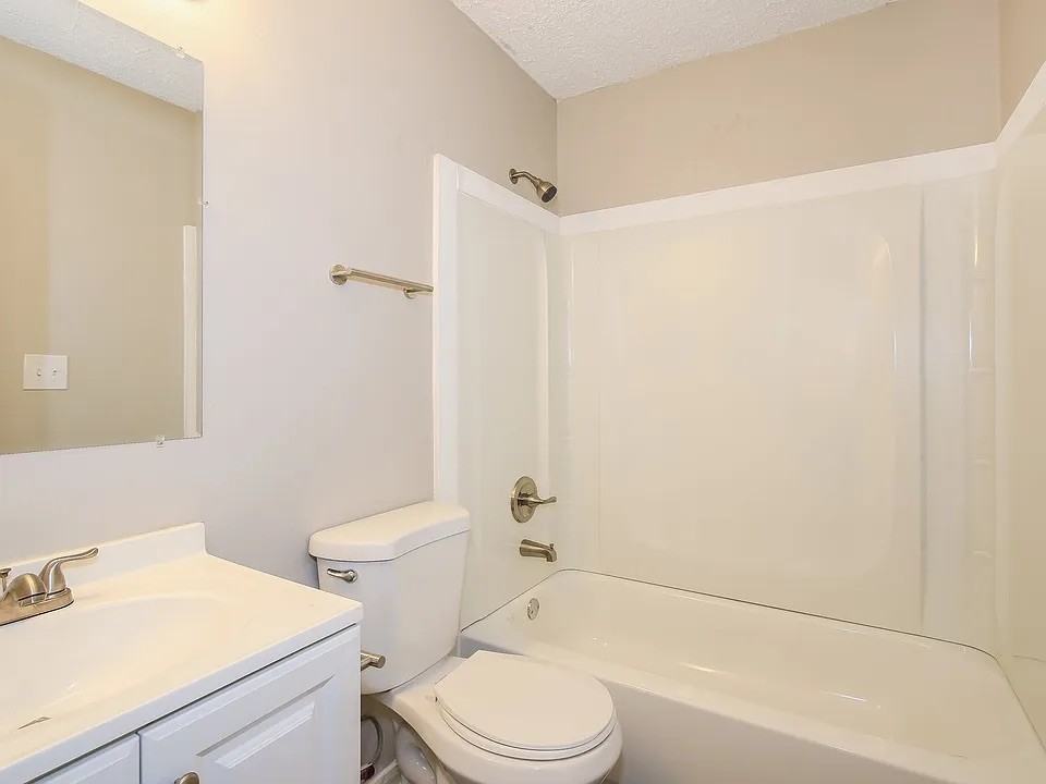 1309 Druid Park Ave - Photo 3 of 7