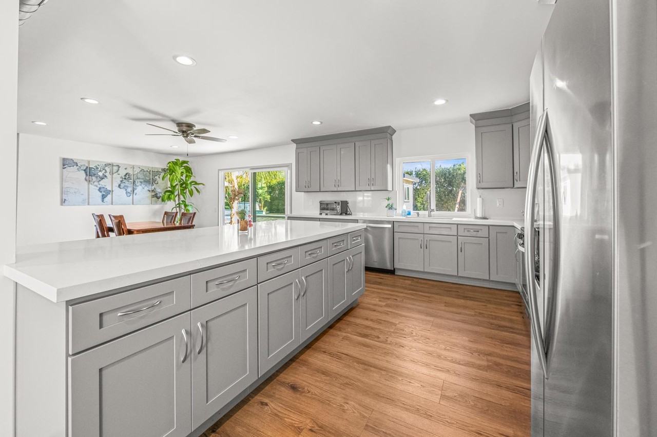 1558 Wakefield Ave #NA - Photo 5 of 50