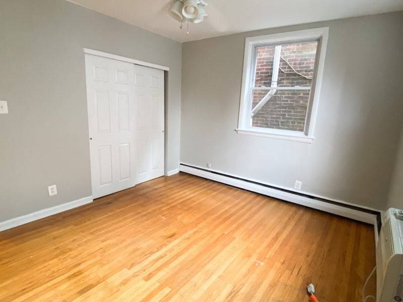 420 S 15th St #2R - Photo 6 of 7