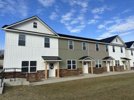 featured image of 1895 S Maple Tree Ln