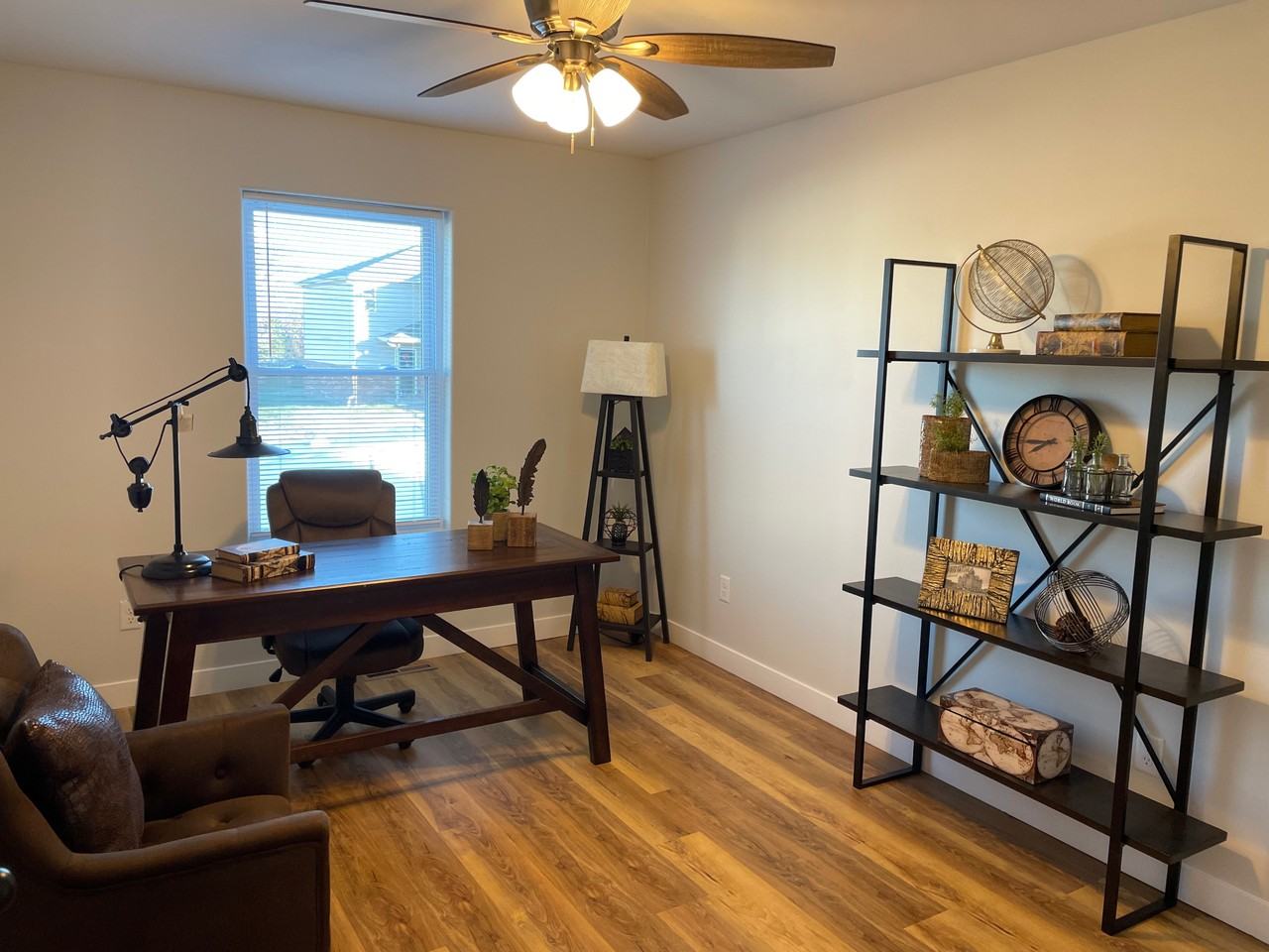 1895 S Maple Tree Ln #1885-7 - Photo 5 of 11