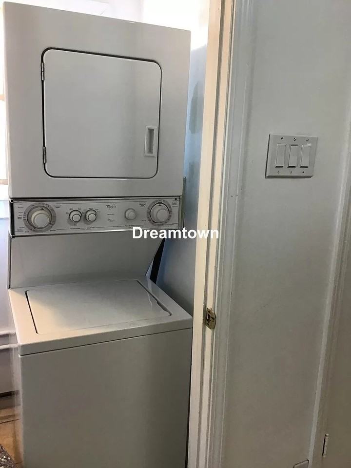 3859 N Whipple St #2R - Photo 5 of 11