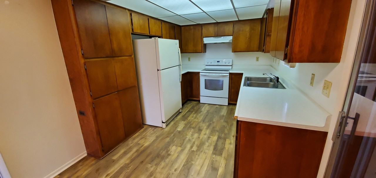 770 Eastwood Dr #NA - Photo 6 of 18