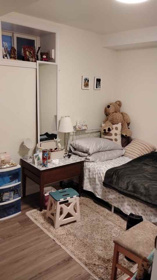 214 Coxwell Avenue - Photo 2 of 13