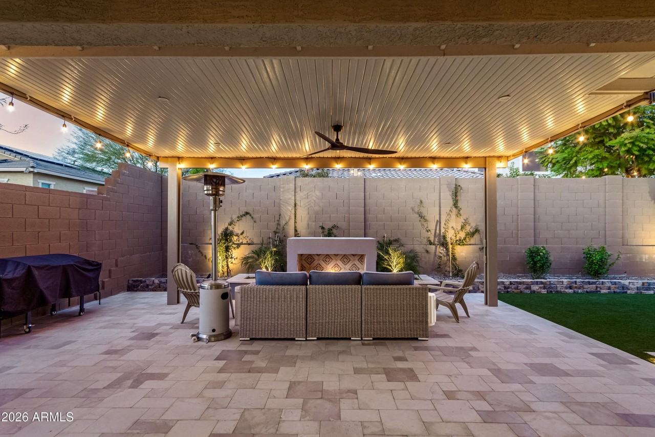 2034 W Sleepy Ranch Rd - Photo 3 of 35