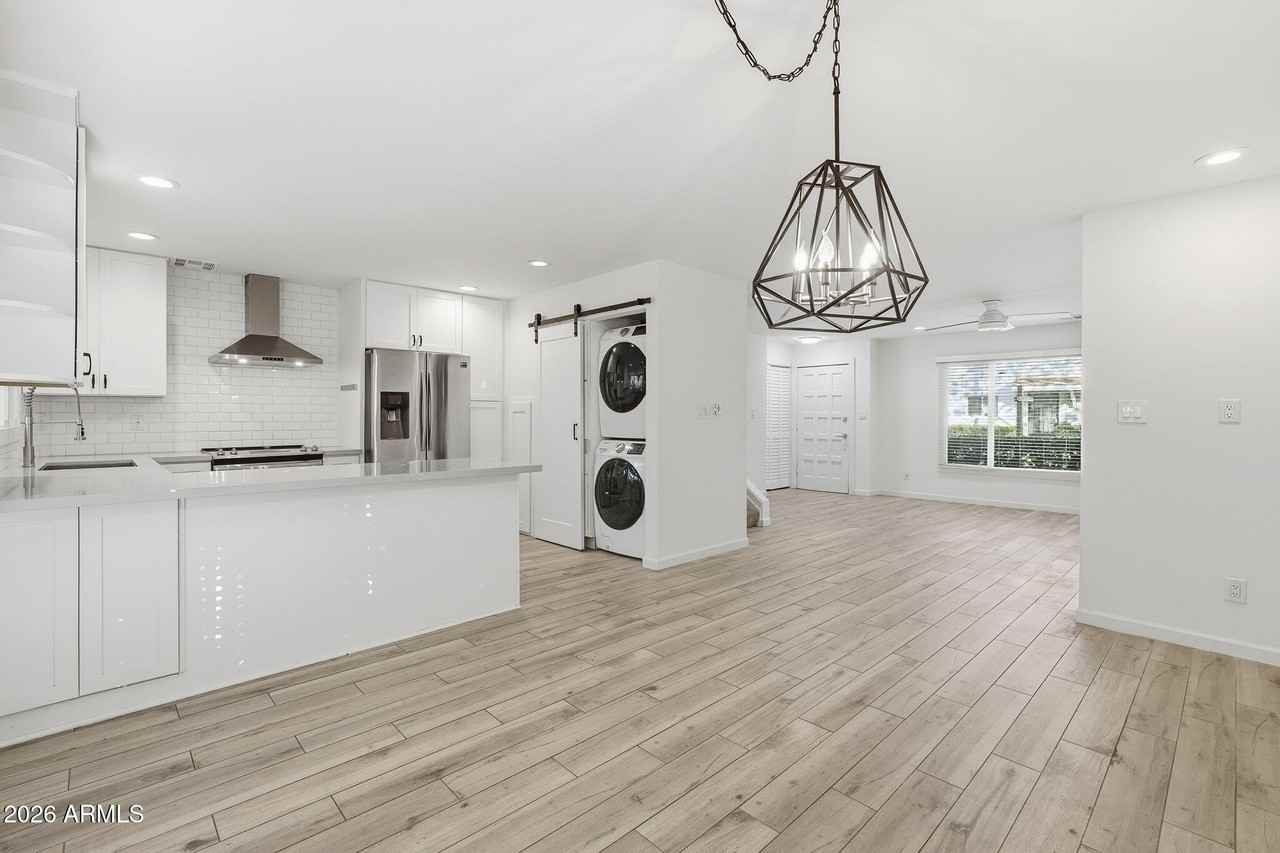 6131 N Granite Reef Rd - Photo 7 of 35