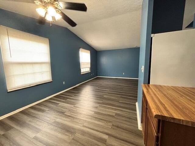 343 Timbercreek Rd - Photo 2 of 31